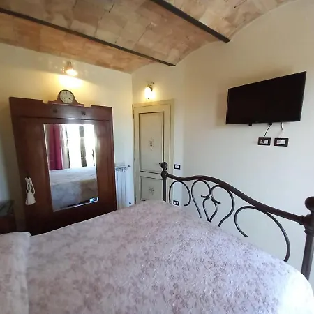 Roselda Alloggio Turistico *